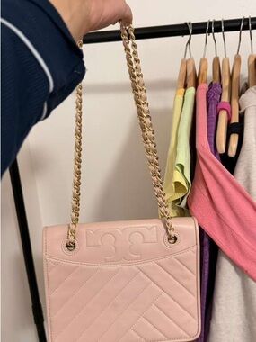 Tory Burch Blush Quilted Leather Chain Shoulder Bag